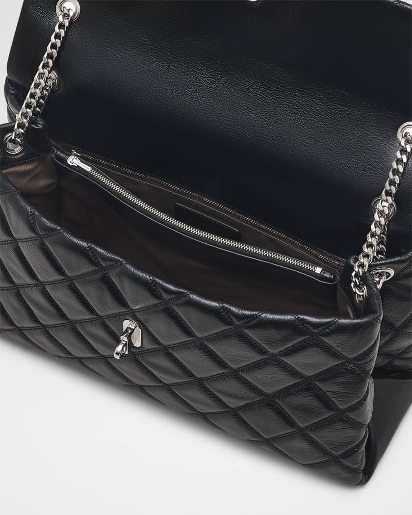 Marc Jacobs
The XL Dual Chain Shoulder Bag