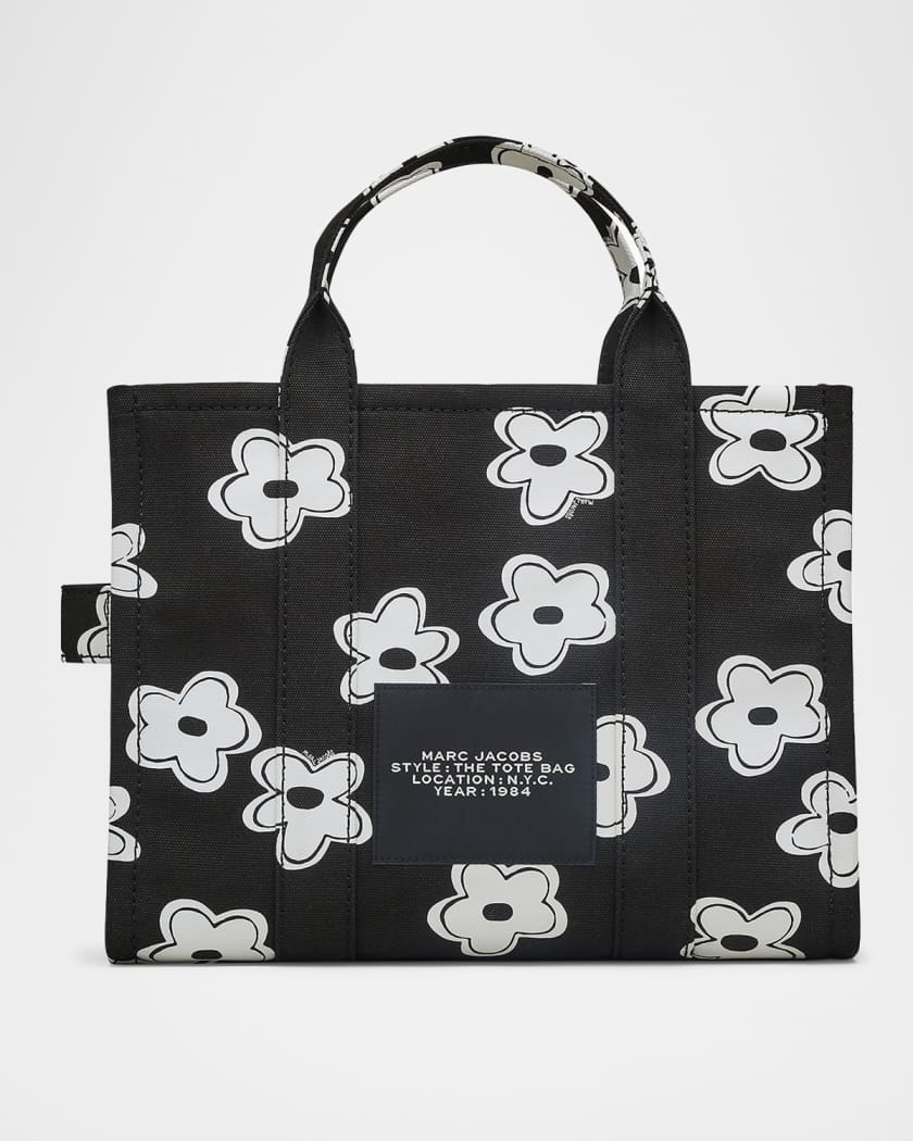 Marc Jacobs
The Medium Tote Bag